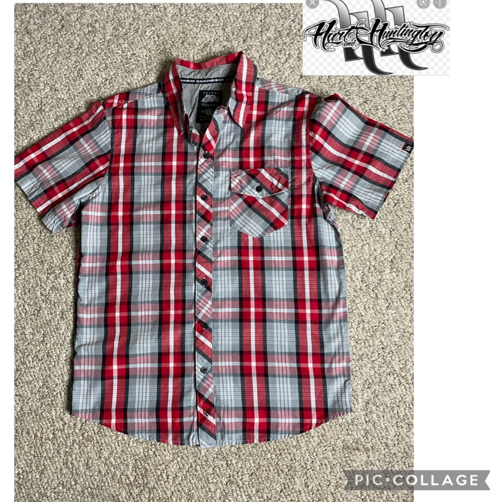 Hart & Huntington clothing co size Small button down cotton/polyester shirt